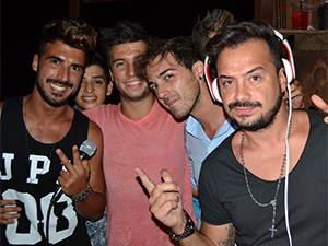 Special Guest Dj Sapienza from...